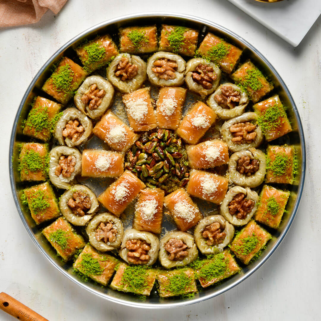 Baklava with Special Pistachio Walnut in Tray